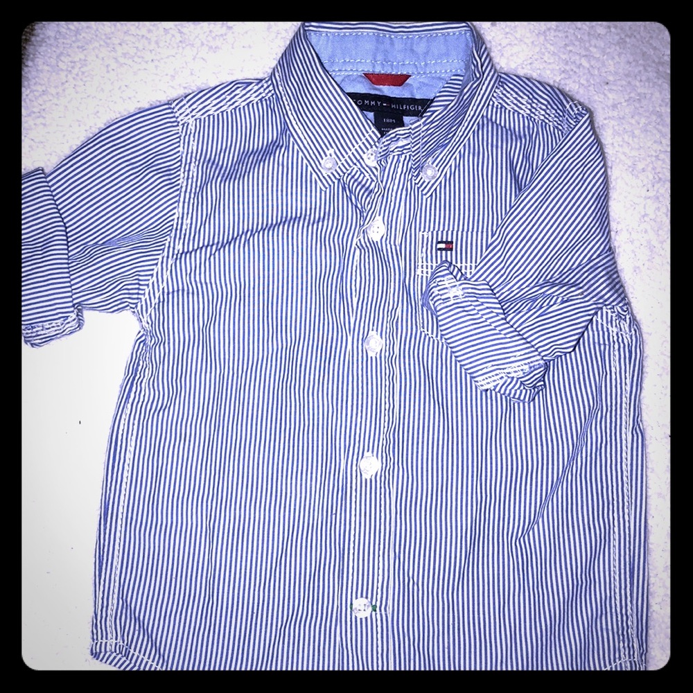 SOLD!!! Tommy Hilfiger Button Down